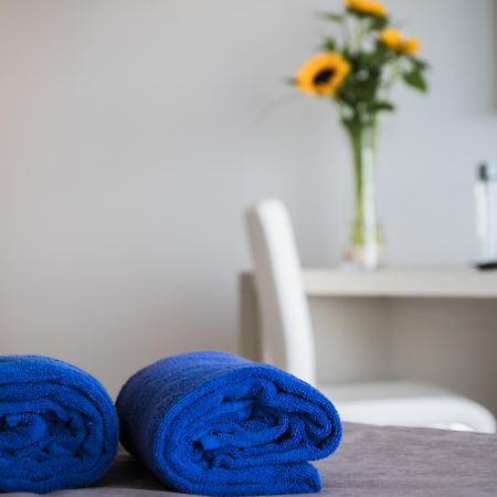 Aparthotel Esquinzo Y Monte Del Mar Playa De Esquinzo Ngoại thất bức ảnh