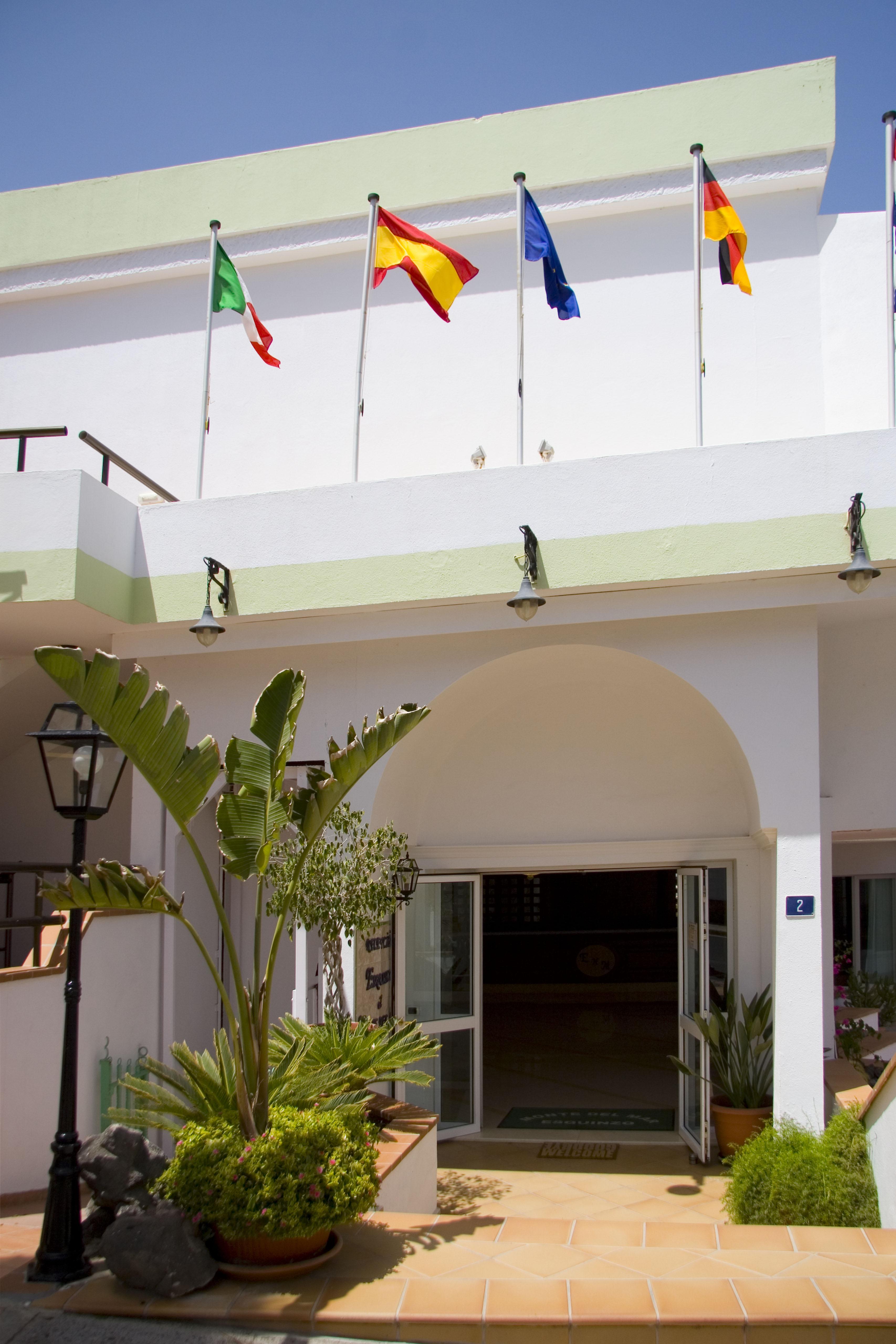 Aparthotel Esquinzo Y Monte Del Mar Playa De Esquinzo Ngoại thất bức ảnh