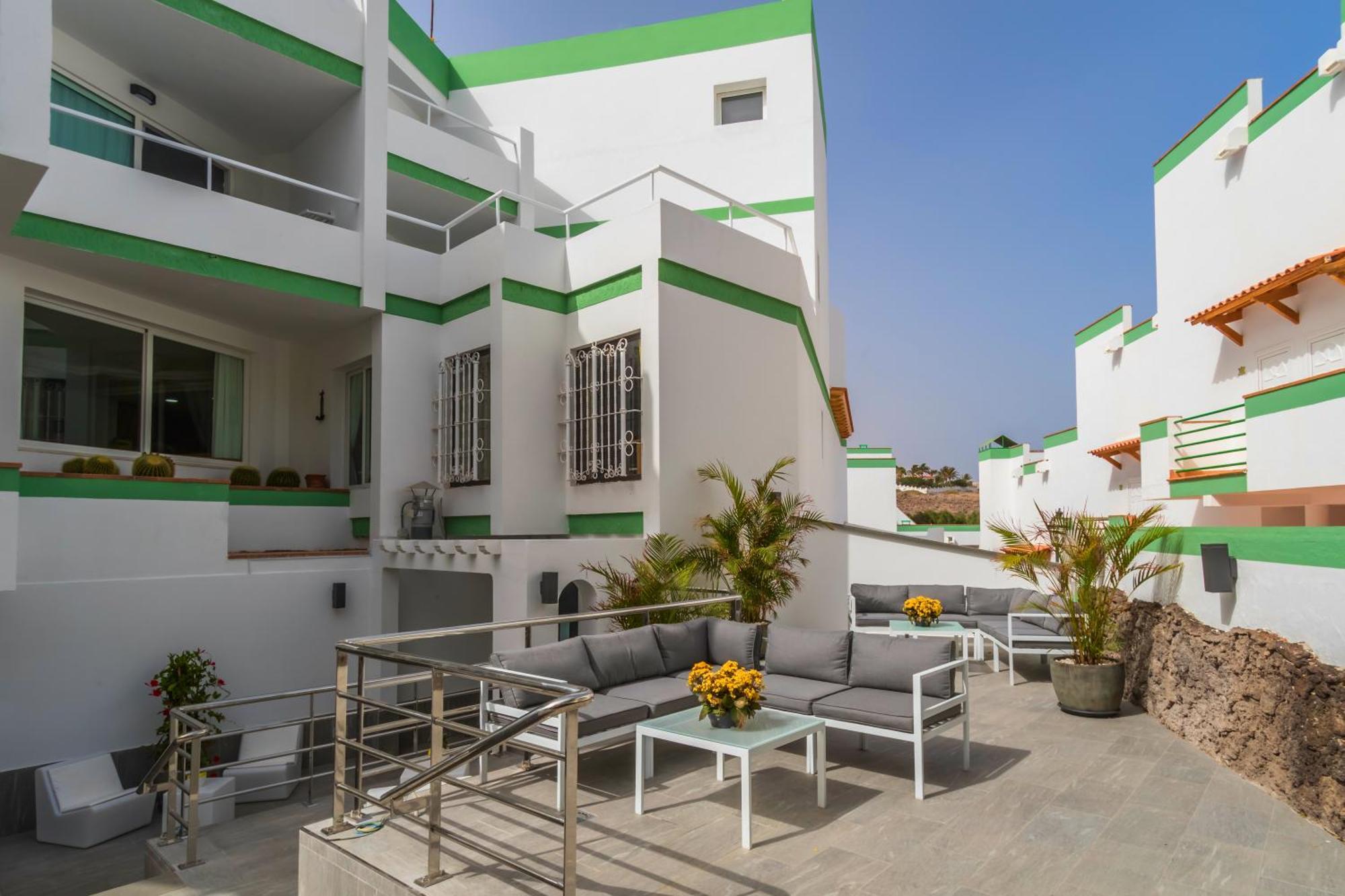 Aparthotel Esquinzo Y Monte Del Mar Playa De Esquinzo Ngoại thất bức ảnh